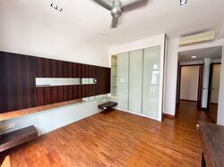 Seletaris (D27), Condominium #570434841